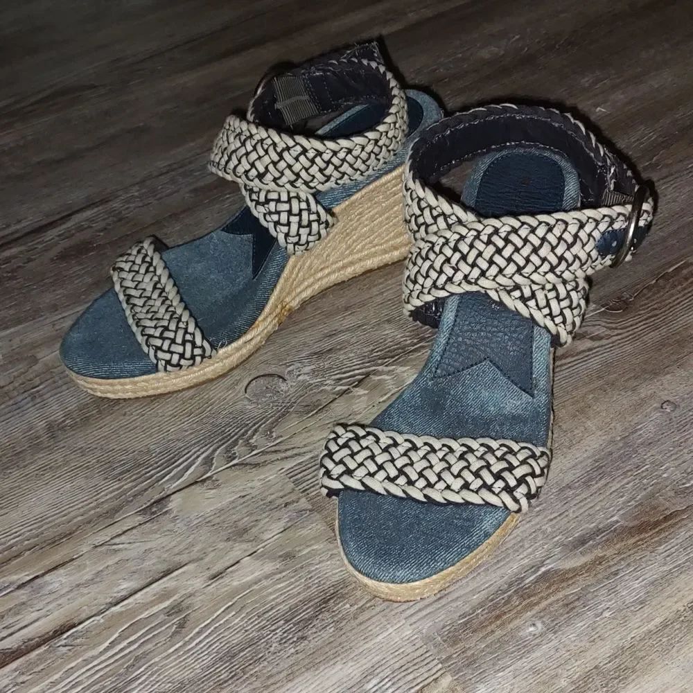 Lucky Brand Tabitha Espadrille cross ankle wedges Sz 9.5